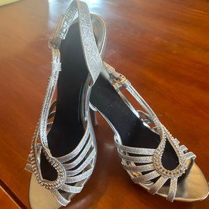 Women's Formal Shoes - Size 6.5 - Silver